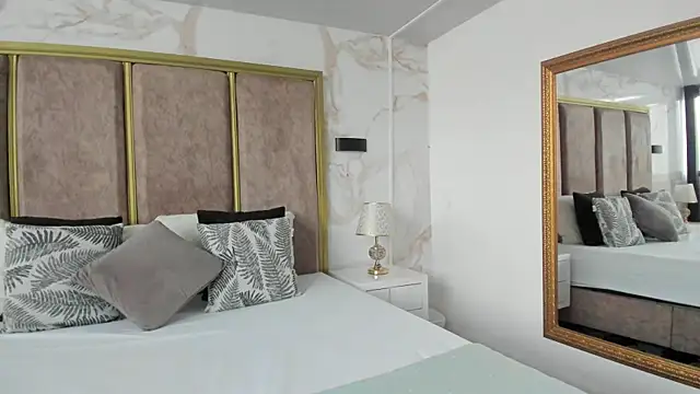 Amareto  online show from 2, 10, 2025