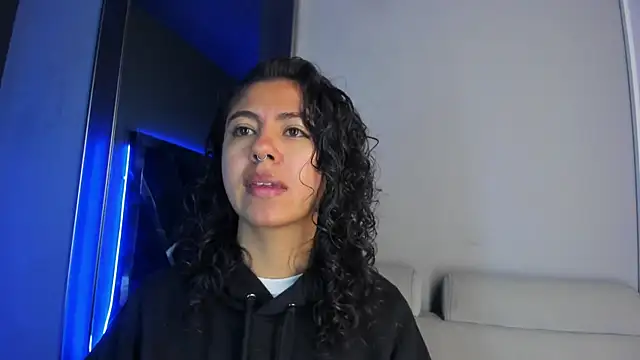 Snapshot of Amareto_ chatting on 4, 7, 2026 Amareto online show from 4, 7, 2026