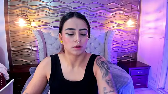 Andreita Jones online show from 11, 11, 2025