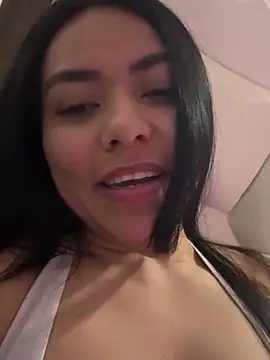 PetitLumiere online show from 4, 1, 2025