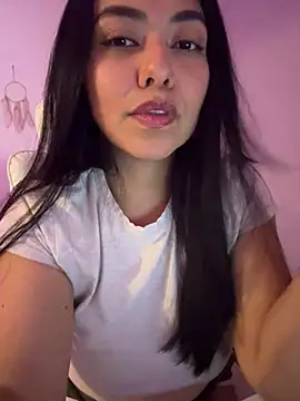 PetitLumiere online show from 3, 2, 2025