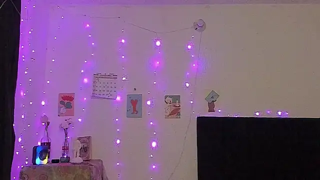 cute roxana  online show from 22, 2, 2025