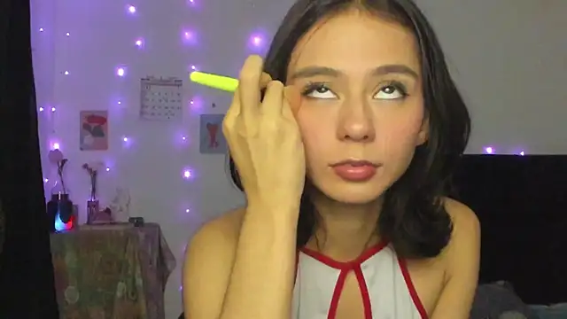 cute roxana  online show from 27, 2, 2025