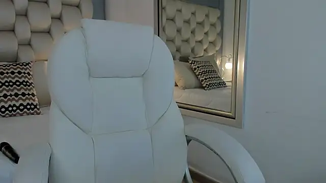 Helleamazing online show from 7, 3, 2025