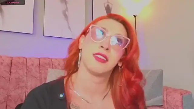 Juliana Saenzz online show from 9, 10, 2025