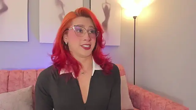 Juliana Saenzz online show from 18, 9, 2025