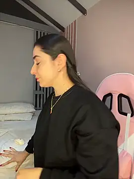 Victoria-And1 online show from 24, 2, 2026