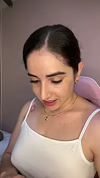 Victoria-And1 online show from 17, 12, 2025