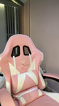 Victoria-And1 online show from 4, 11, 2025