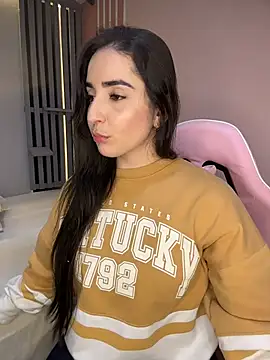 Victoria-And1 online show from 12, 4, 2026