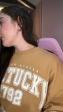 Victoria-And1 online show from 30, 10, 2025