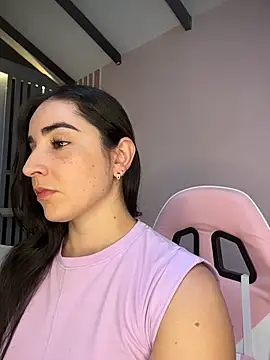 Victoria-And1 online show from 5, 3, 2026