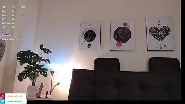 AleezaFrench online show from 23, 2, 2025