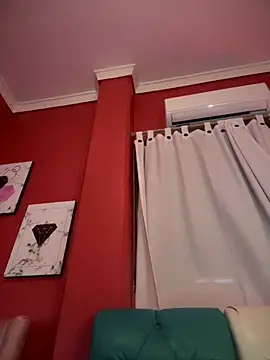 AleezaFrench online show from 1, 3, 2025