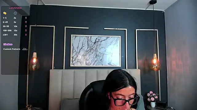 kira moon   online show from 29, 9, 2025