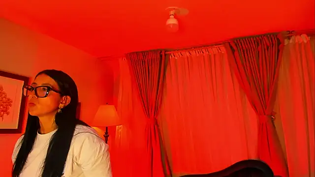 kira moon   online show from 26, 9, 2025