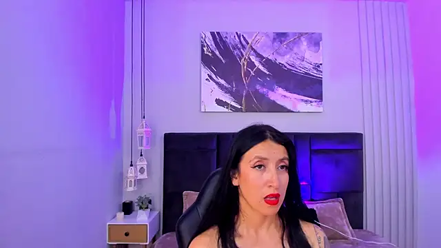 kira moon   online show from 30, 3, 2026