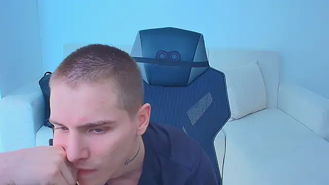 JordanThompson  online show from 21, 11, 2025