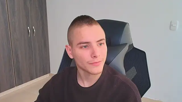 JordanThompson  online show from 12, 9, 2025