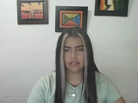 Snapshot of sweetkitty_16 chatting on 17, 10, 2025 sweetkitty 16 online show from 17, 10, 2025