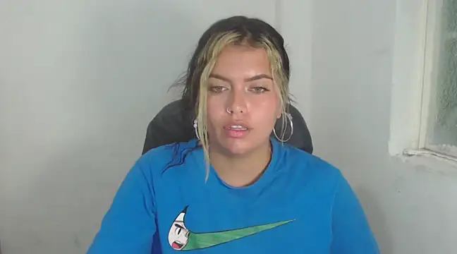 Snapshot of sweetkitty_16 chatting on 18, 3, 2025 sweetkitty 16 online show from 18, 3, 2025