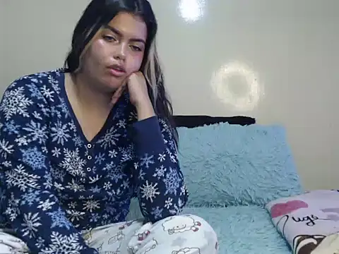 sweetkitty 16 online show from 15, 4, 2026