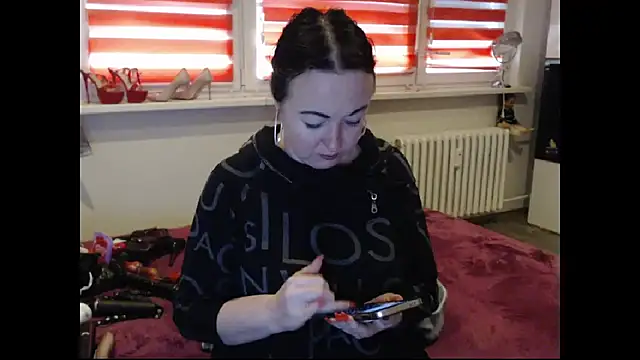 Alexie33 online show from 8, 4, 2026