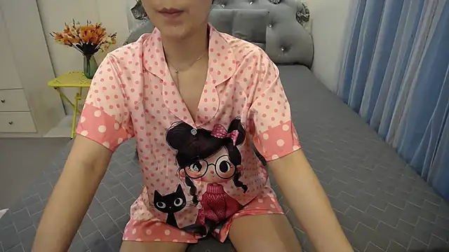 Lavender Sweet online show from 10, 9, 2025