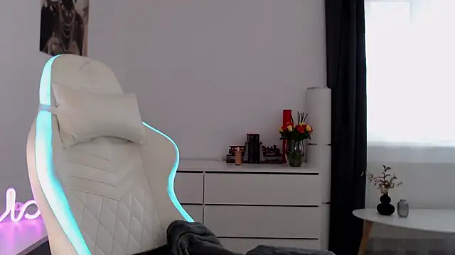 Simply the best online show from 8, 11, 2025