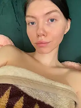 Lisaaa Alisa online show from 2, 12, 2025