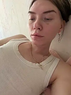 Lisaaa Alisa online show from 7, 5, 2026