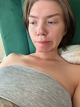 Lisaaa Alisa online show from 13, 7, 2026
