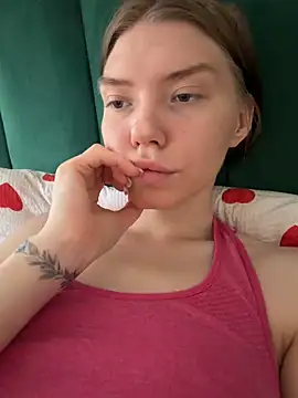 Lisaaa Alisa online show from 14, 6, 2026