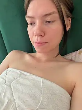Lisaaa Alisa online show from 18, 6, 2026