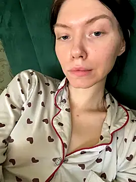 Lisaaa Alisa online show from 7, 1, 2026