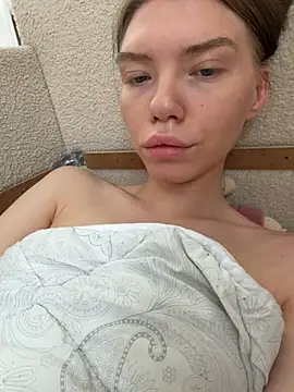 Lisaaa Alisa online show from 11, 6, 2026