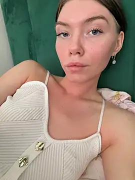 Lisaaa Alisa online show from 19, 3, 2026