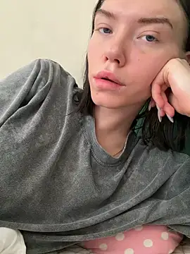 Lisaaa Alisa online show from 5, 5, 2026