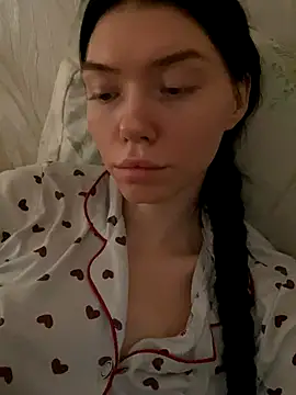 Lisaaa Alisa online show from 3, 10, 2025