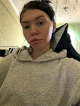 Lisaaa Alisa online show from 6, 11, 2025