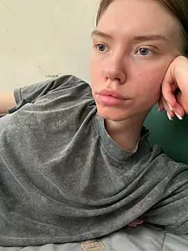 Lisaaa Alisa online show from 5, 6, 2026