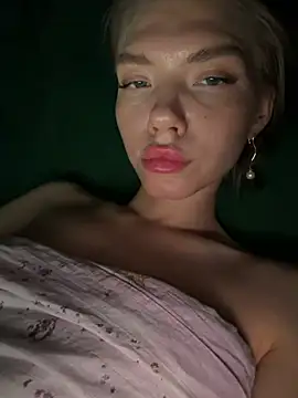 Lisaaa Alisa online show from 24, 6, 2026