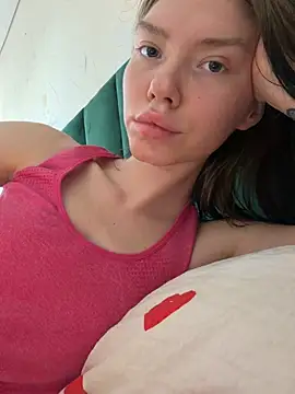 Lisaaa Alisa online show from 15, 6, 2026