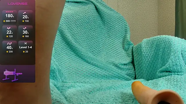 Snapshot of oliviiaa chatting on 16, 6, 2026 oliviiaa online show from 16, 6, 2026
