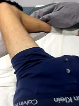 h0rnyguy001 online show from 18, 10, 2025