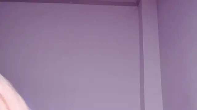 caarlywhitee online show from 25, 9, 2025