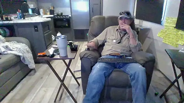 lateniter online show from 5, 1, 2026