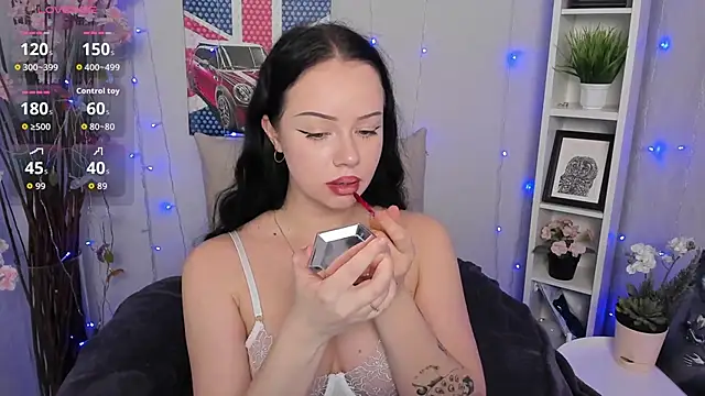 Lori  Hell online show from 13, 2, 2026