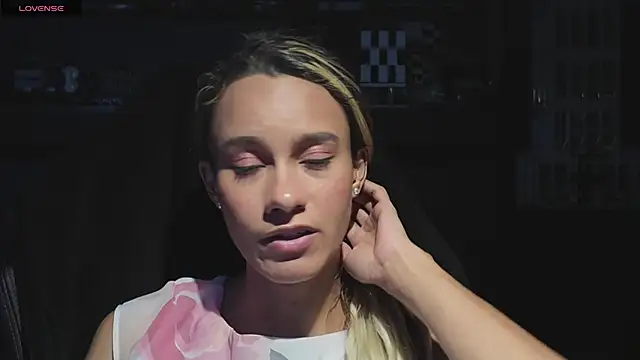 SamanthaWatson online show from 3, 10, 2025