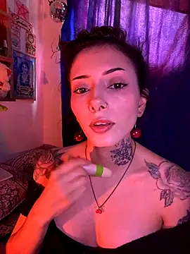 LiliJones  online show from 14, 9, 2025